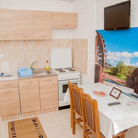 Apartment Slobo Требинє Екстер'єр фото