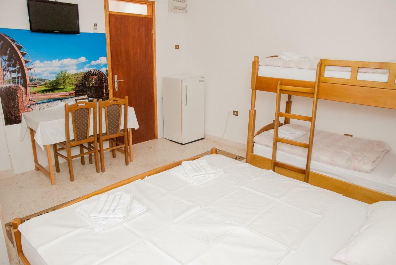 Apartment Slobo Требинє Екстер'єр фото