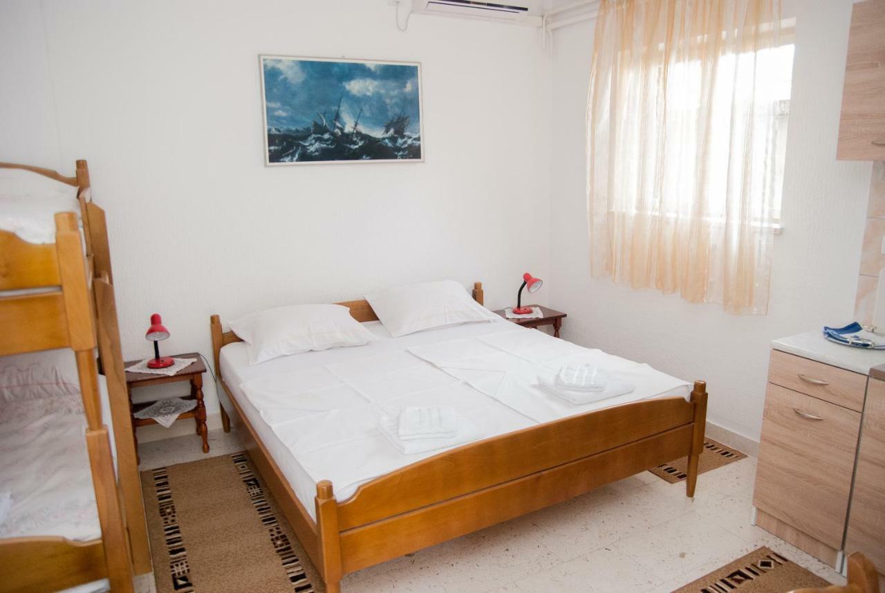 Apartment Slobo Требинє Екстер'єр фото
